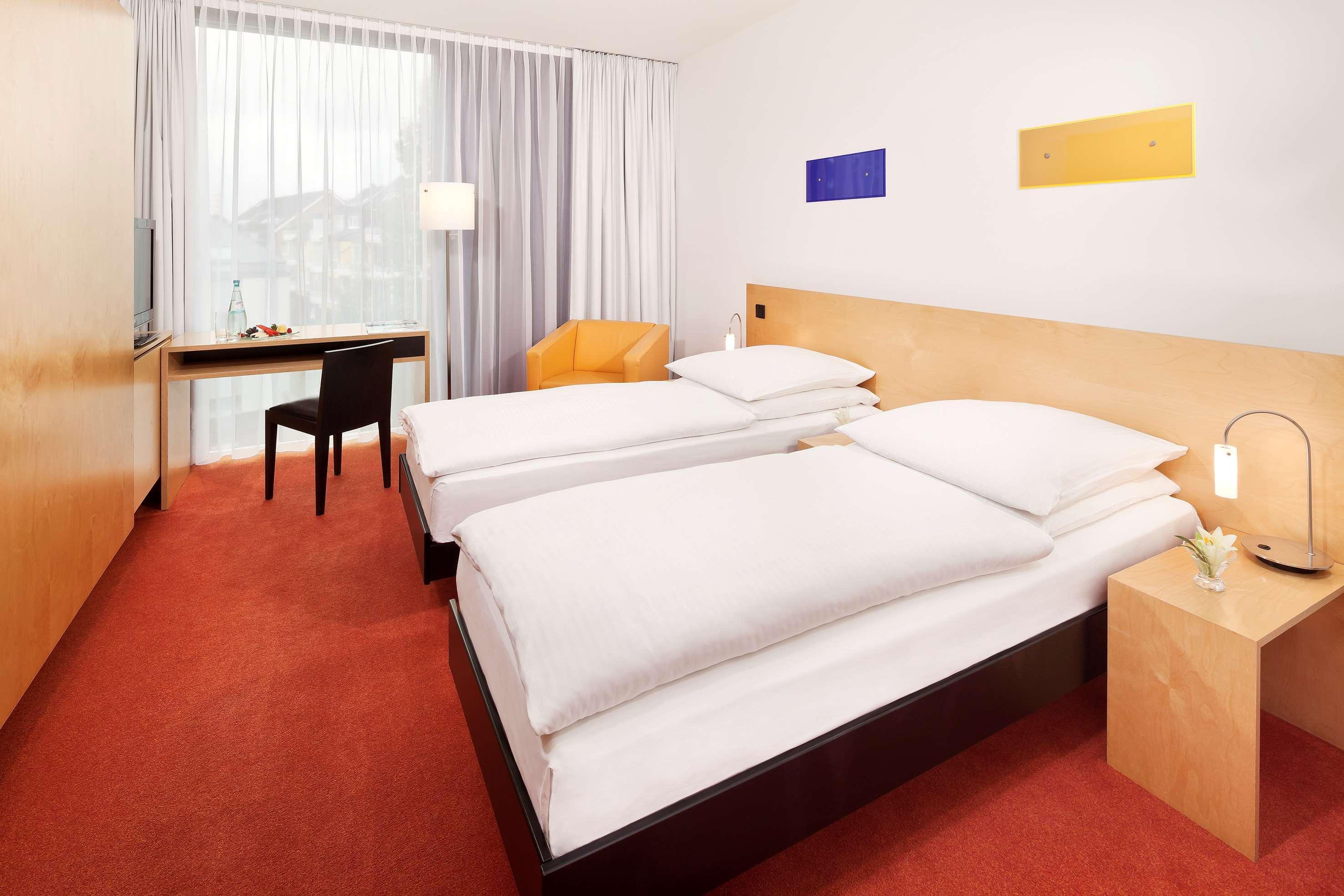 Innside By Melia Duesseldorf Seestern Extérieur photo