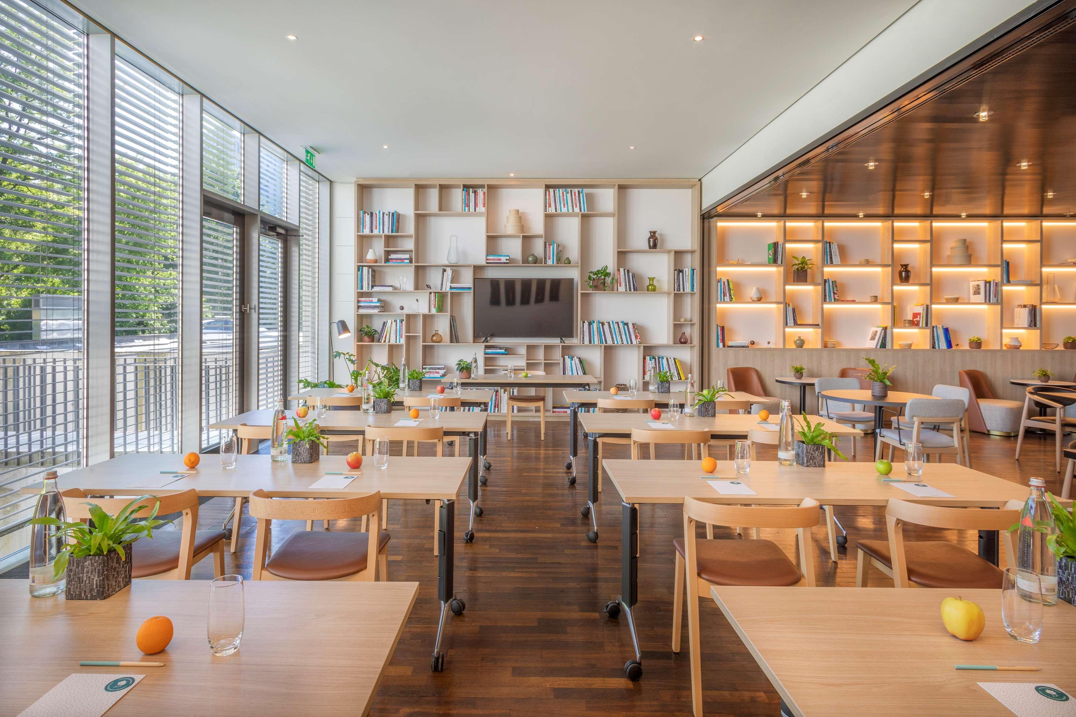 Innside By Melia Duesseldorf Seestern Extérieur photo