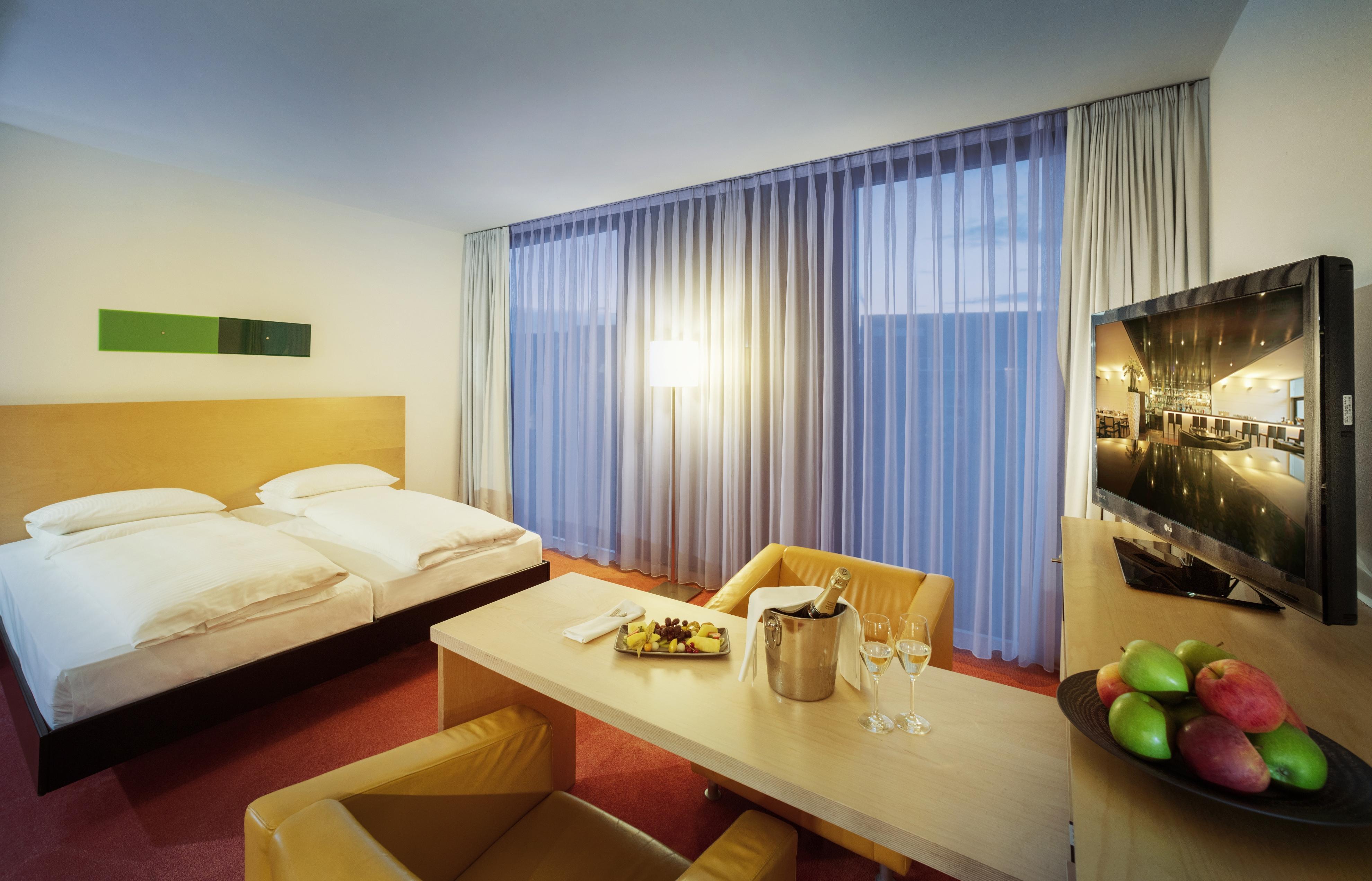 Innside By Melia Duesseldorf Seestern Extérieur photo